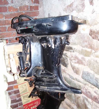 1959 Mercury Mark 58AE 45hp short shaft midsection with shift shaft and lower cowl for sale