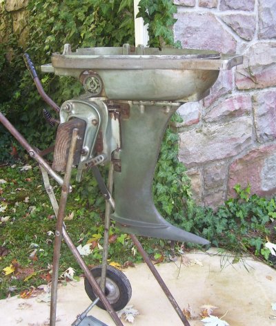 1956-57 Wizard 25 hp lower cowl and midsection only